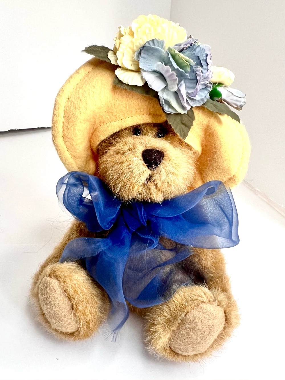 Vintage 1999 Boyds Bears Nanette DuBeary Floral Hat Teddy Bear Plush